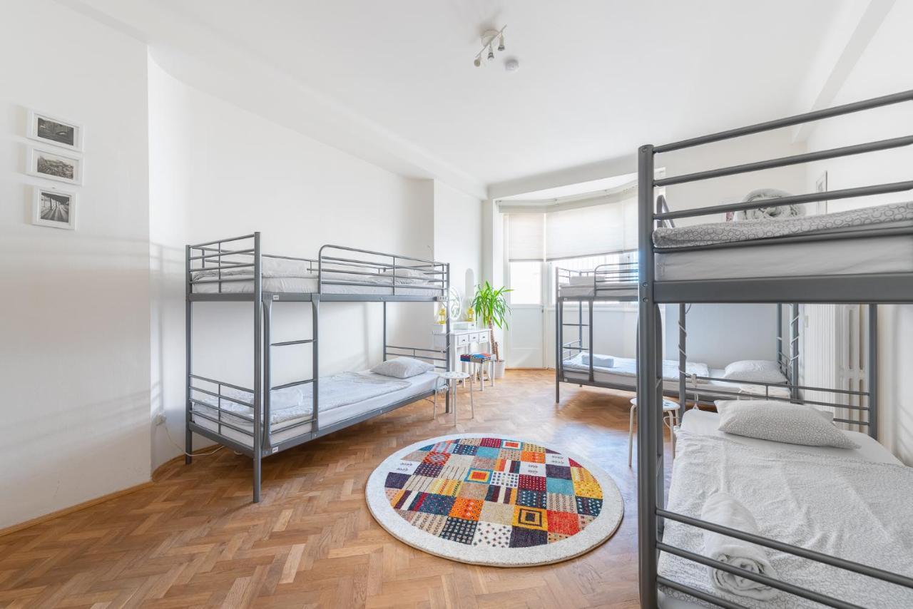 Mcsleep Hostel Πράγα Εξωτερικό φωτογραφία