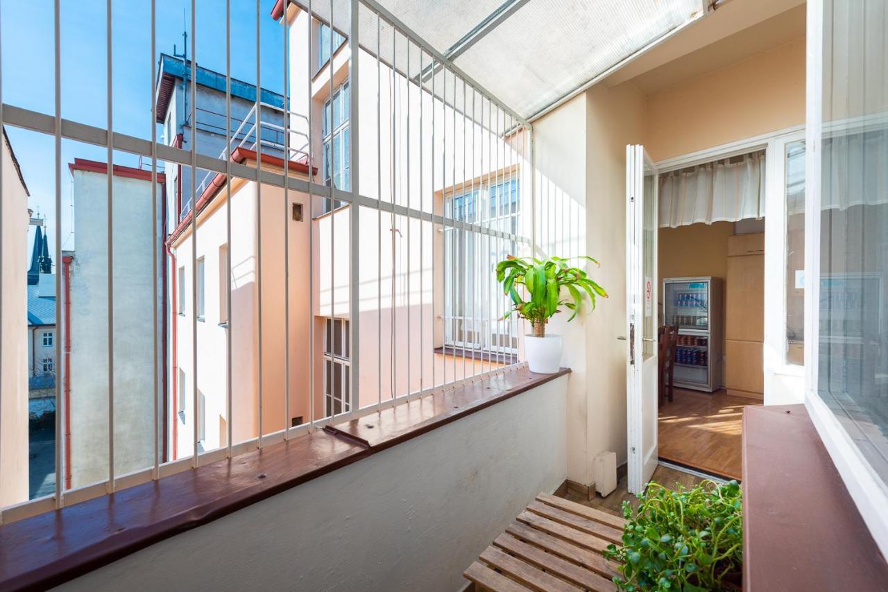 Mcsleep Hostel Πράγα Εξωτερικό φωτογραφία